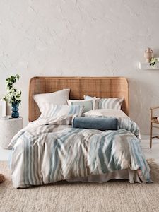 Household linen wholesaling: San Diego Duvet Cover Set