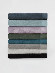 Household linen wholesaling: Obsession Air Rich Bath Sheet