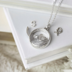 Medium Faceted Silver Locket