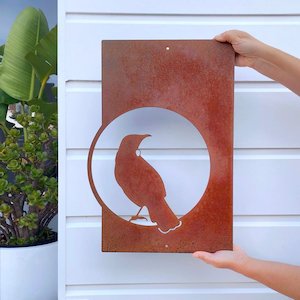 Tui Portrait Corten