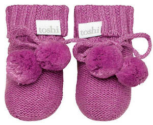 Infant clothing: Organic Booties Marley Violet | Toshi