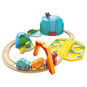 Infant clothing: Dinosaur Train Bucket Set | Hape