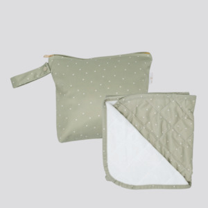 Luxe Change Mat + Medium Wet Bag - Field of Hearts