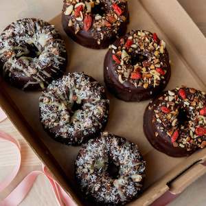 Christmas Donuts - 6 Pack