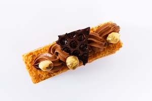 Cake: Mille-feuille to share - chocolate , Salted Caramel and Pecan