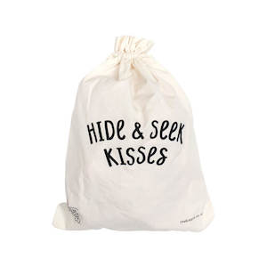 Toy: Hide & Seek Kisses