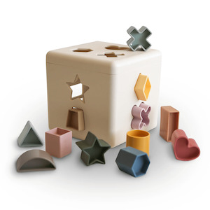 Mushie Shape Sorting Box