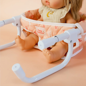 Toy: Tiny Harlow Feeding Chair