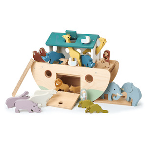 Toy: Tender Leaf Noah’s Wooden Ark