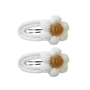 Toy: Little Sunday Crochet Daisy Clips | Cream