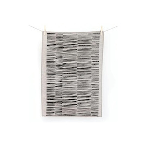 Smitten Linen Tea Towel- black