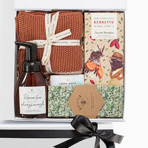 Gift: Beautiful Essentials