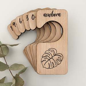 Wooden Baby Clothing Dividers - Monstera