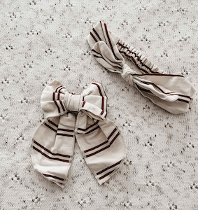 Baby wear: Bencer & Hazelnut | Christmas Candy Cane Clip Bow