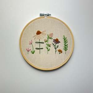 Clothing: Embroidery Hoop - Flower Patch