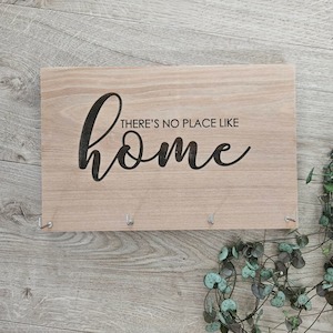 Key Holders: Theres No Place Like Home Key Holder