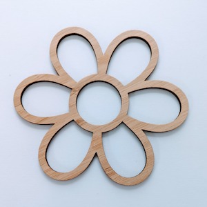 Souvenir: Daisy Shape/Blank