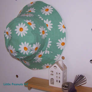 Baby wear: Bucket Hat - Daisy Green