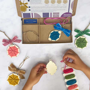 Cotton Twist Wooden Craft Kit - Woven Hanging Decorations