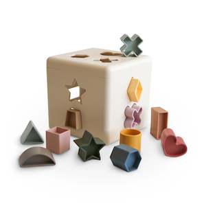 Toy: Mushie Shape Sorting Box