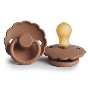 FRIGG Daisy Rubber Pacifier - Peach Bronze