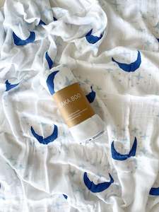 Toy: SEAKA.BOO Twinkle Little Star Muslin Swaddle - Blue