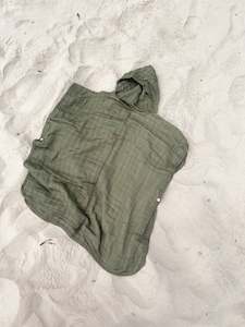 Toy: SEAKA.BOO Organic Hooded Poncho Towel - Olive