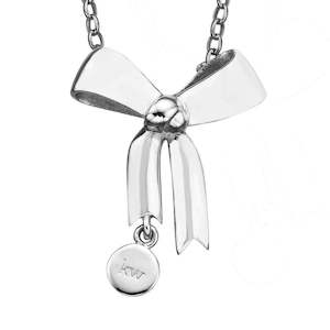 Souvenir: Large Bow Necklace Sterling Silver