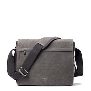 Souvenir: Classic Large Flap Front Messenger Bag - Charcoal