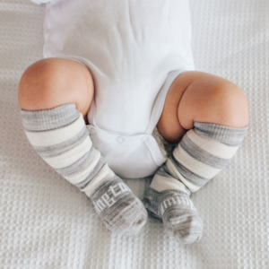 Baby Socks Tights: Lamington Baby Merino Knee High Socks Pebble