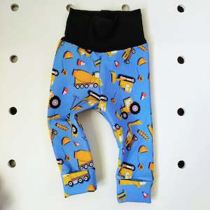 Grow With Me Pants ** Construction Vehicles Size M 3-18m