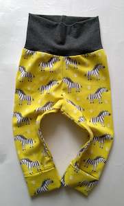 Grow With Me** Zebra Print Size M 3-18m