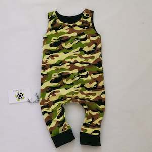 Camo 'Grow With Me' Romper Sz L 1-3 years