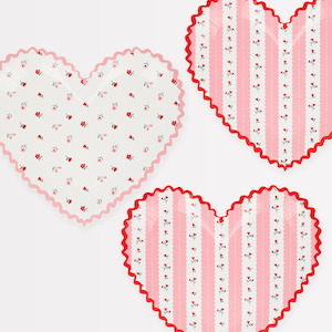 Meri Meri Party Plates | Valentine's Vintage Rose Heart 8 Pack