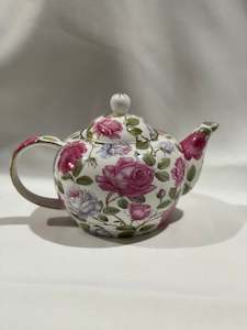 Furniture hiring: White Teapot - Pink/lilac flowers