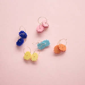 Mrs Rockett - Tikumu Daisy Hoops