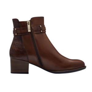 Shoe: Tamaris Cognac Bootie