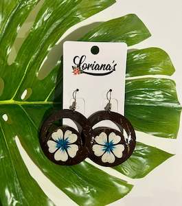 TAANIMO COCONUT SHELL EARRINGS