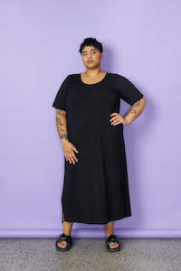 Clothing wholesaling: Master Dress - Black