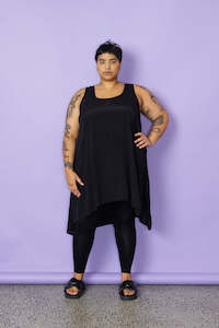 Clothing wholesaling: Layering Top - Black