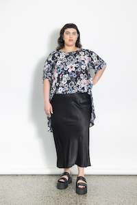 Clothing wholesaling: Bias Skirt - Black