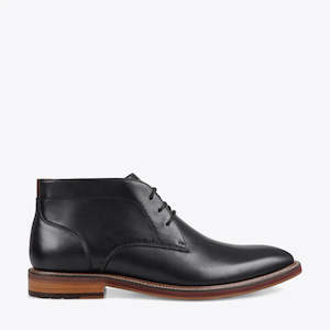 Shoe: JULIUS MARLOW SKITTLE - BLACK