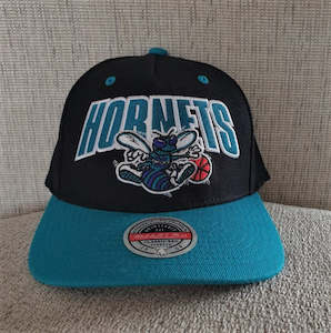 Mitchell & Ness Hornets Snapback - Black/teal