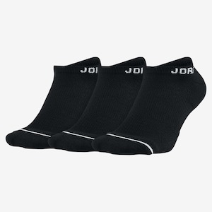 Shoe: NIKE JORDAN EVERYDAY MAX NO SHOW SOCKS (3 PACK) - BLACK/WHITE