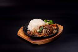 HP3 - SPICY LEMONGRASS PORK ON RICE