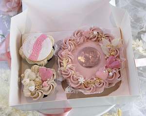 Mother's Day Cake Box (Pre-order Only) - Pick up between 6th to 12th of May