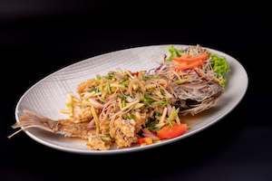 Main Seafood: M25 - DEEF FRIED SNAPPER WITH APPLE SALAD