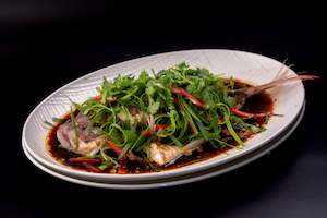 M19 - STEAMED SNAPPER HONGKONG STYLE