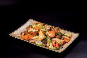 Vegetarian: VG1 - STIR FRIED FLAT NOODLE WITH TOFU