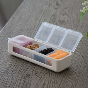 Melii 4 compartment snackle box